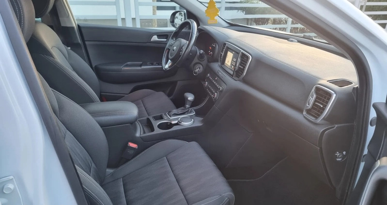 Kia Sportage cena 76999 przebieg: 126000, rok produkcji 2018 z Stryków małe 436